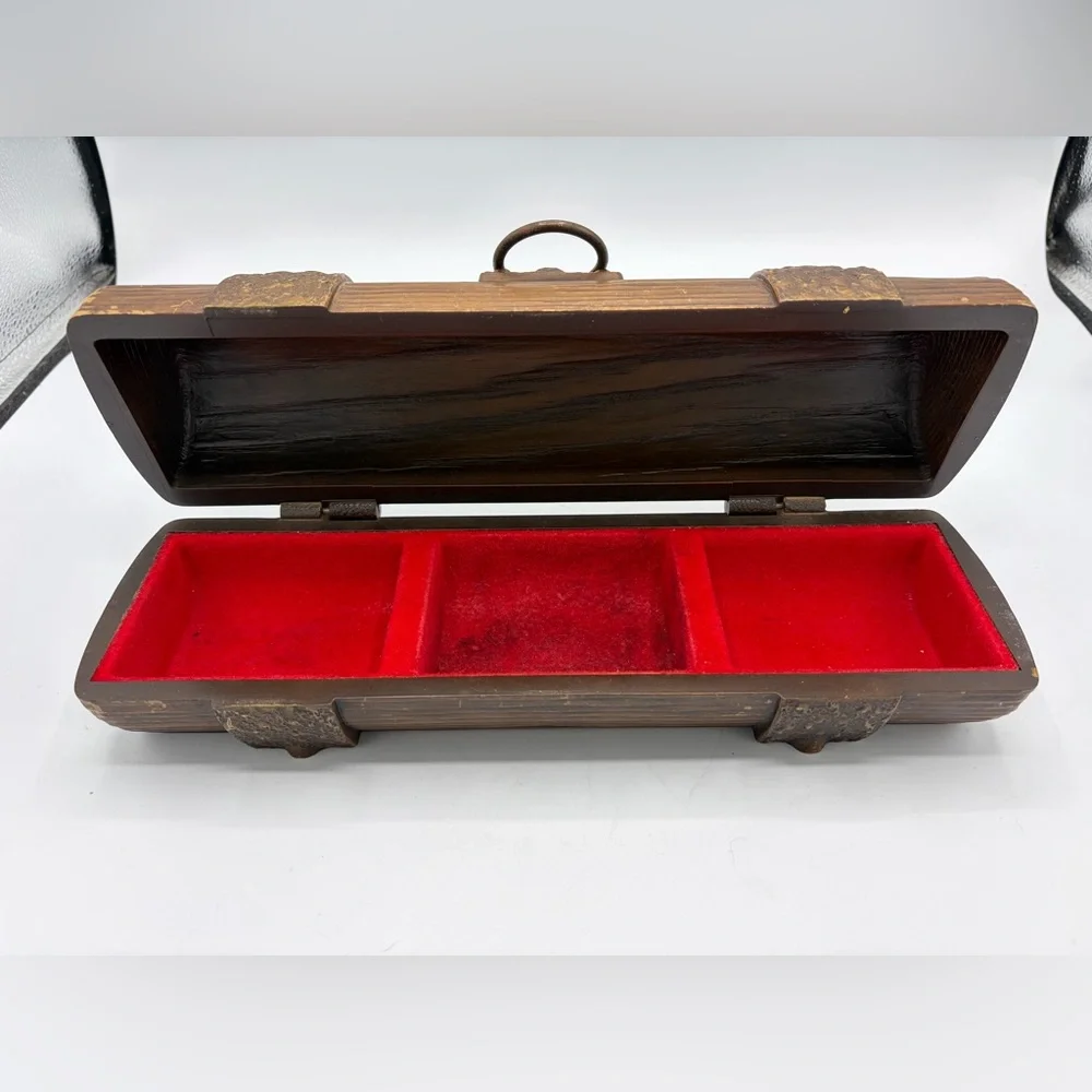 Vintage Avon 3 Sections Log Jewelry Box Treasure Chest Red Velvet Trinket Holder